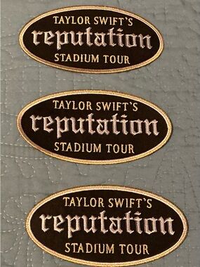 Black & Gold 'Reputation Stadium Tour' Oval Patch